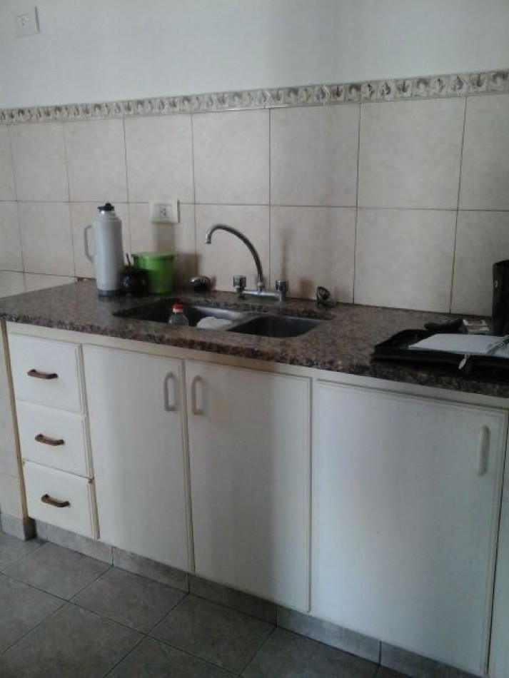 Alquiler Ph Sin Expensas Los Hornos 139 y 62 