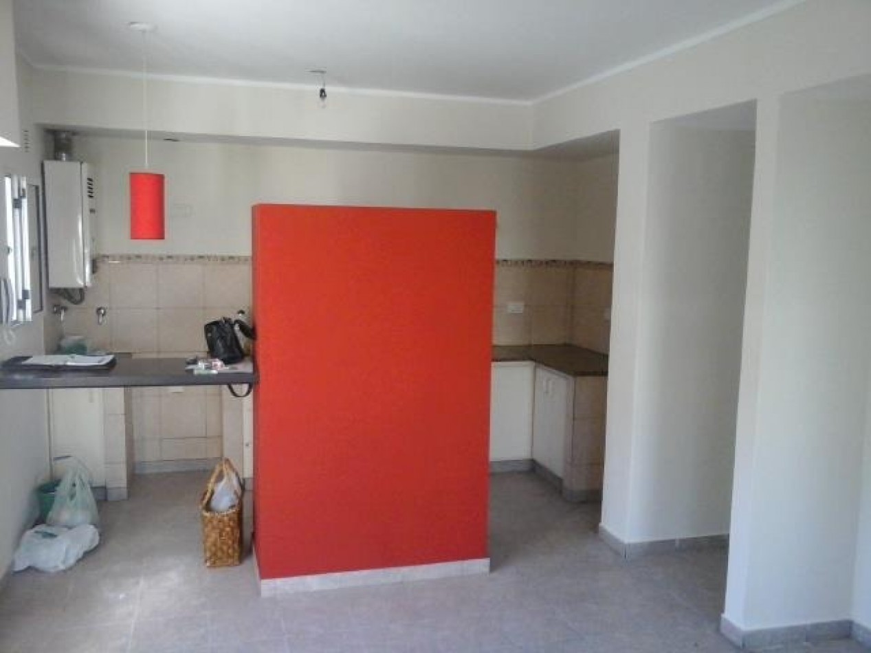 Alquiler Ph Sin Expensas Los Hornos 139 y 62 