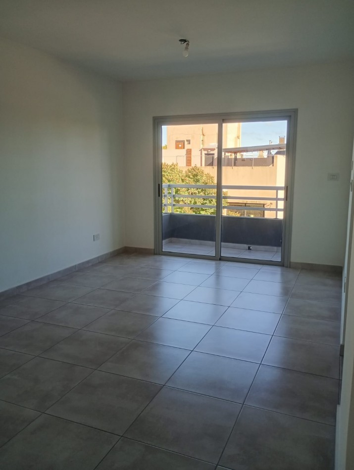 Alquiler Depto 2 dormitorios + cochera 