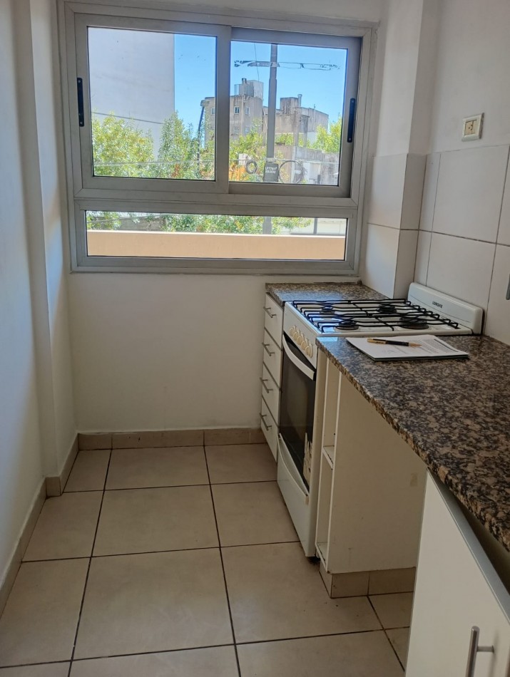 Alquiler depto 1 dormitorio Plaza Italia
