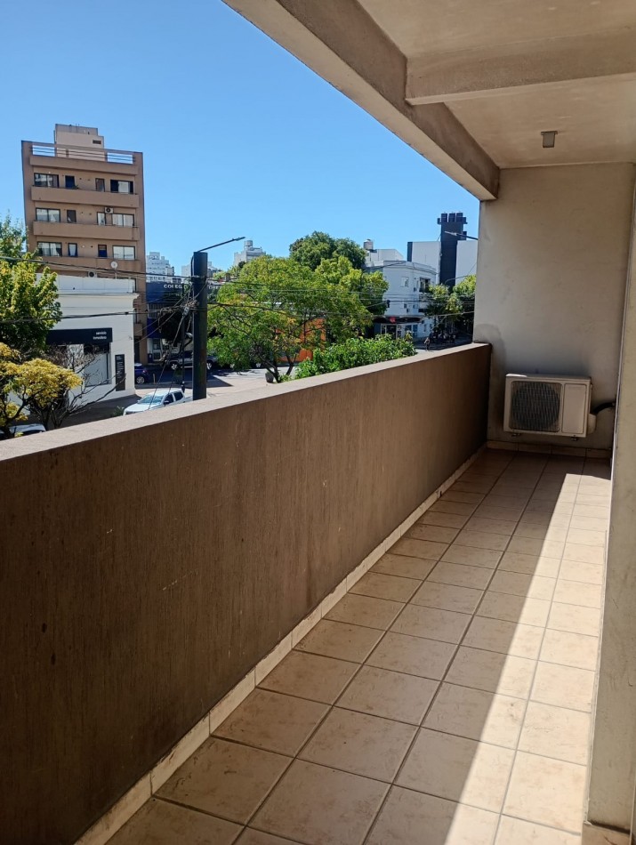 Alquiler depto 1 dormitorio Plaza Italia