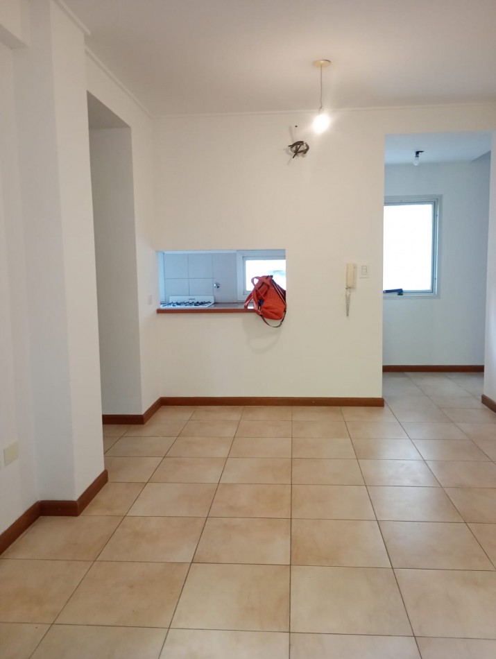 Alquiler Depto 1 dormitorio Av. 60 e/2 y 3