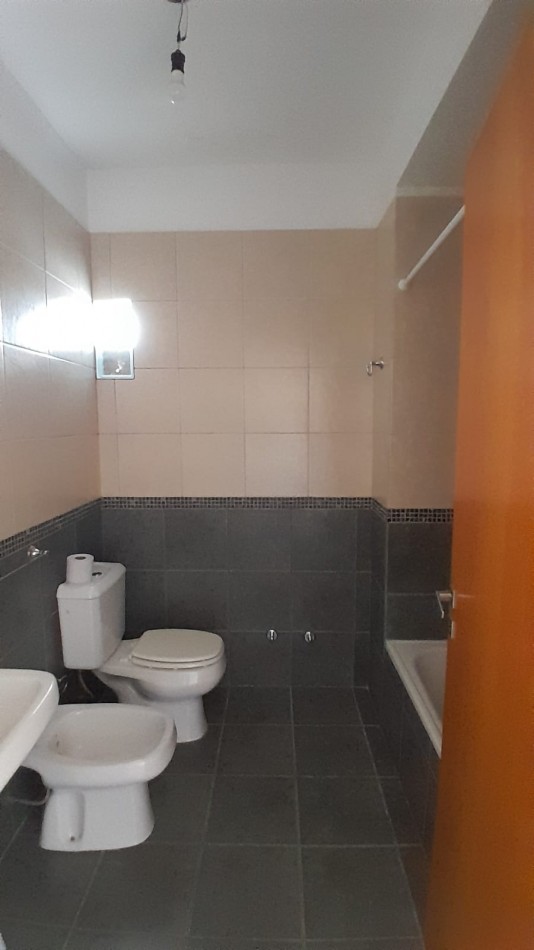 ALQUILER DEPTO UN DORMITORIO 38 Y 9