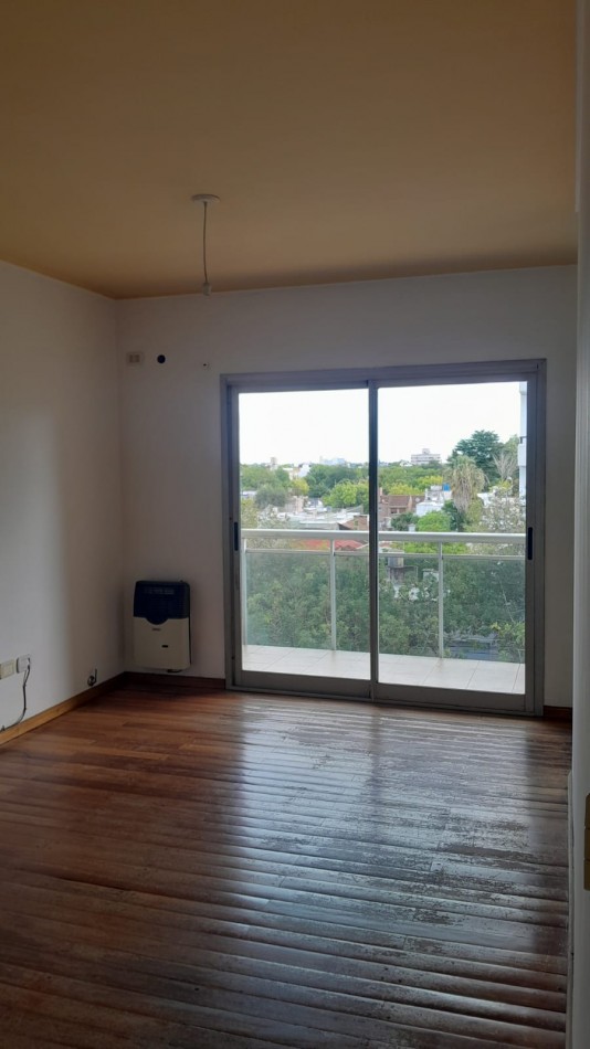 ALQUILER DEPTO UN DORMITORIO 38 Y 9