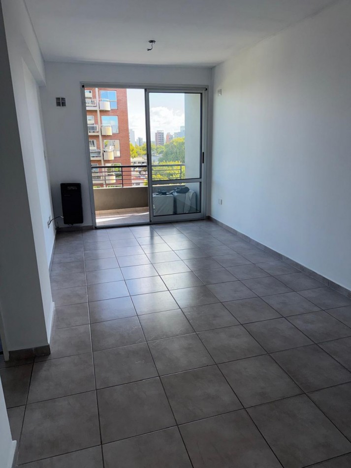 ALQUILER DPTO UN DORM EN 13 Y 64