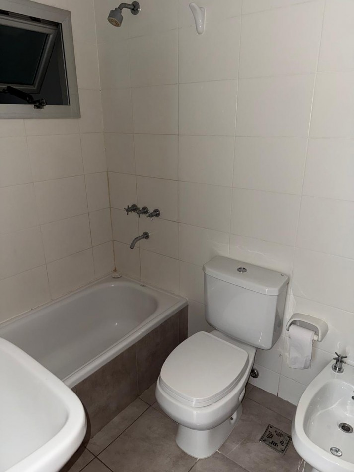 ALQUILER DPTO UN DORM EN 13 Y 64