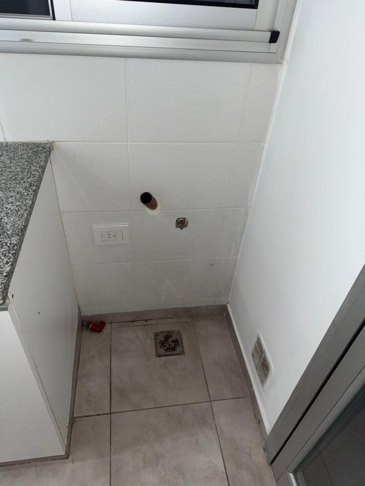 ALQUILER DPTO UN DORM EN 13 Y 64