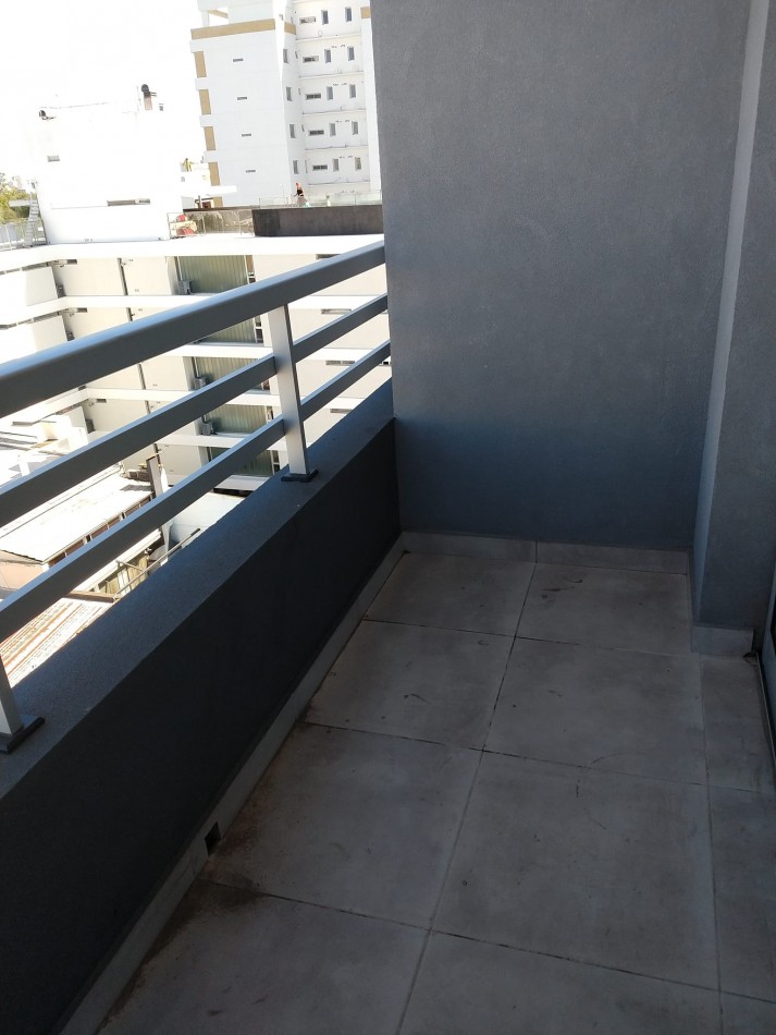 ALQUILER DPTO UN DORM 50 Y 21