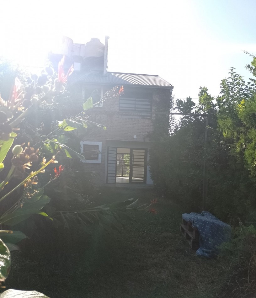 VENTA Duplex 2 dormitorios Gonnet, inmejorable zona