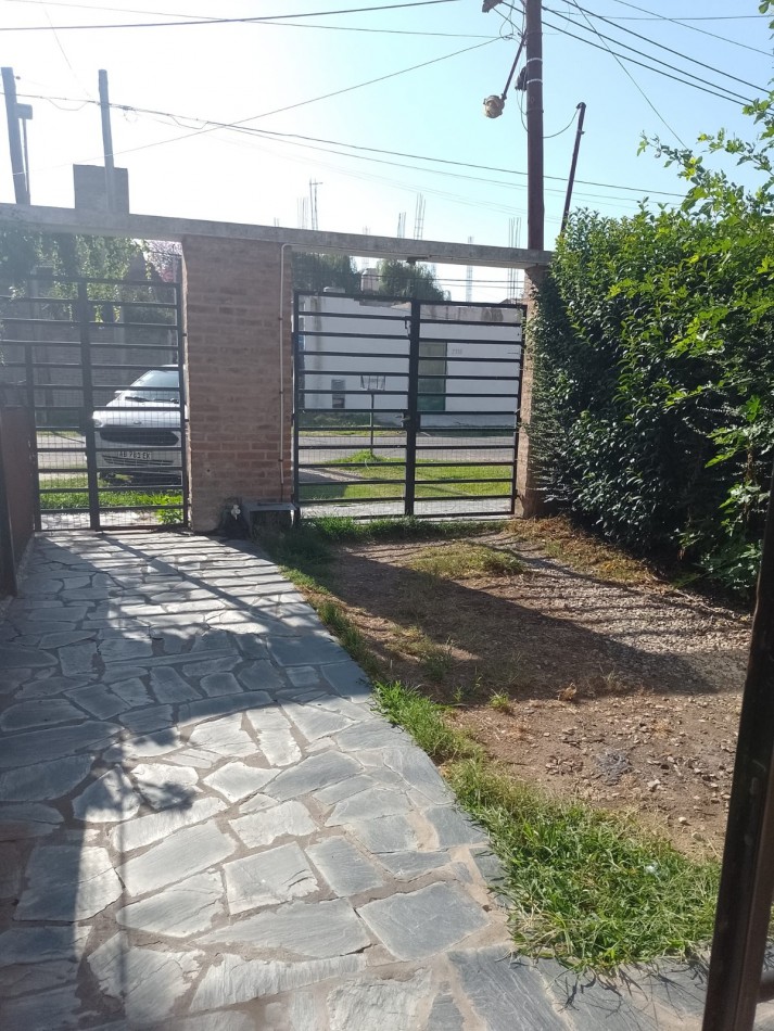 VENTA Duplex 2 dormitorios Gonnet, inmejorable zona