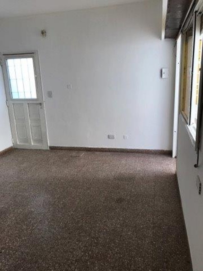 Alquiler ph dos dormitorios 18 y 532