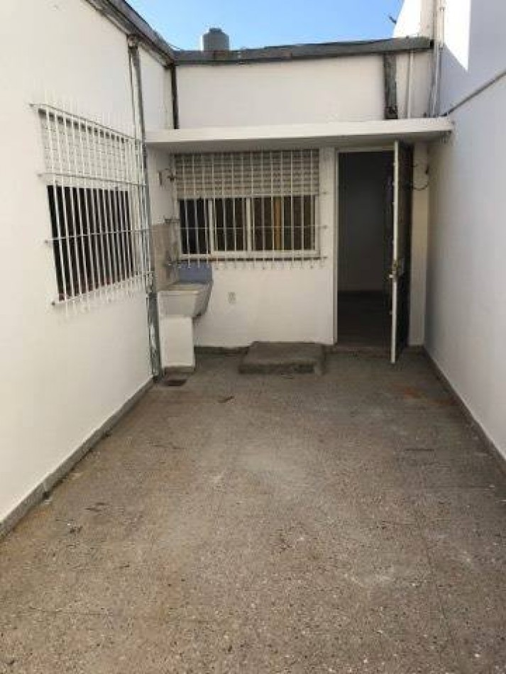 Alquiler ph dos dormitorios 18 y 532