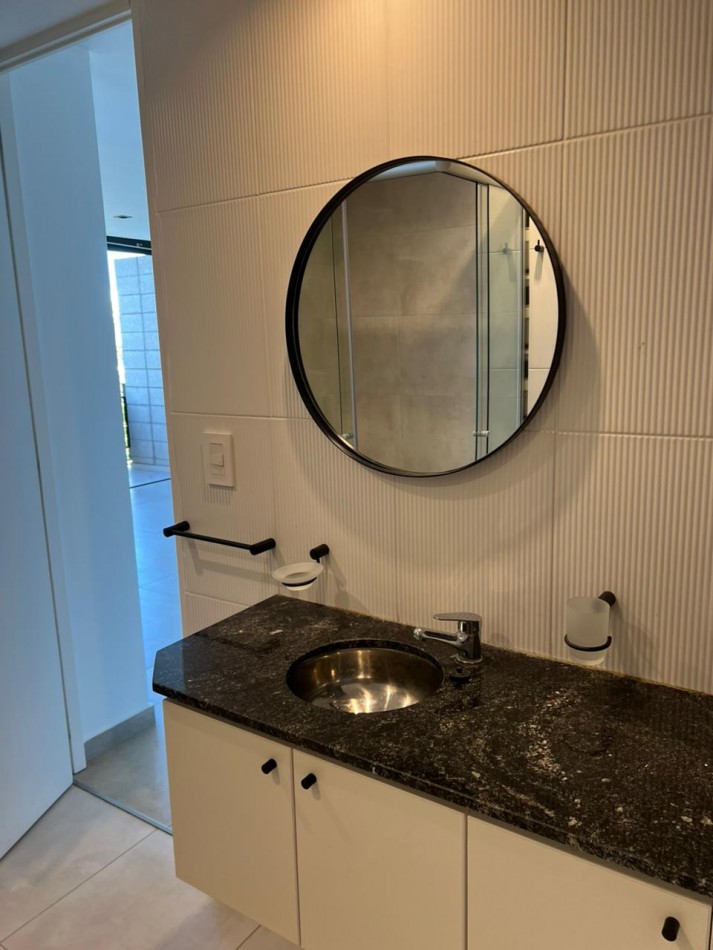 Alquiler monoambiente/estudio 5 e/61 y 62