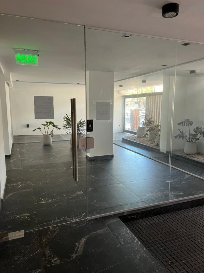 Alquiler monoambiente/estudio 5 e/61 y 62