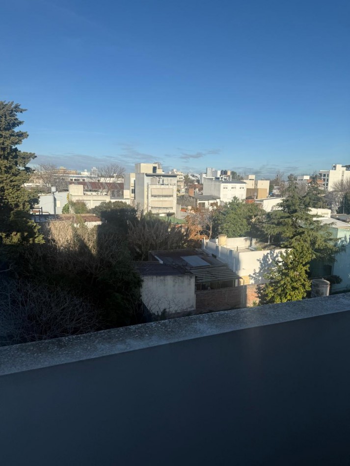 ALQUILER MONOAMBIENTE AMOBLADO EN 14 Y 33