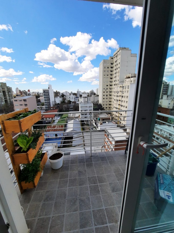 VENTA MONOAMBIENTE DIVIDIDO EN 8 Y 63