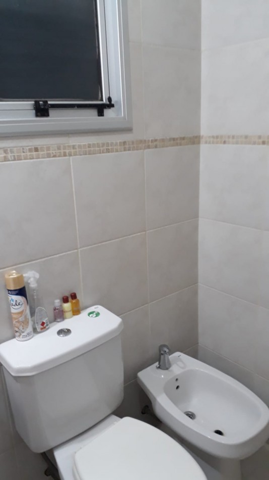 Alquiler monoambiente en Av. 51 entre 20 y 21