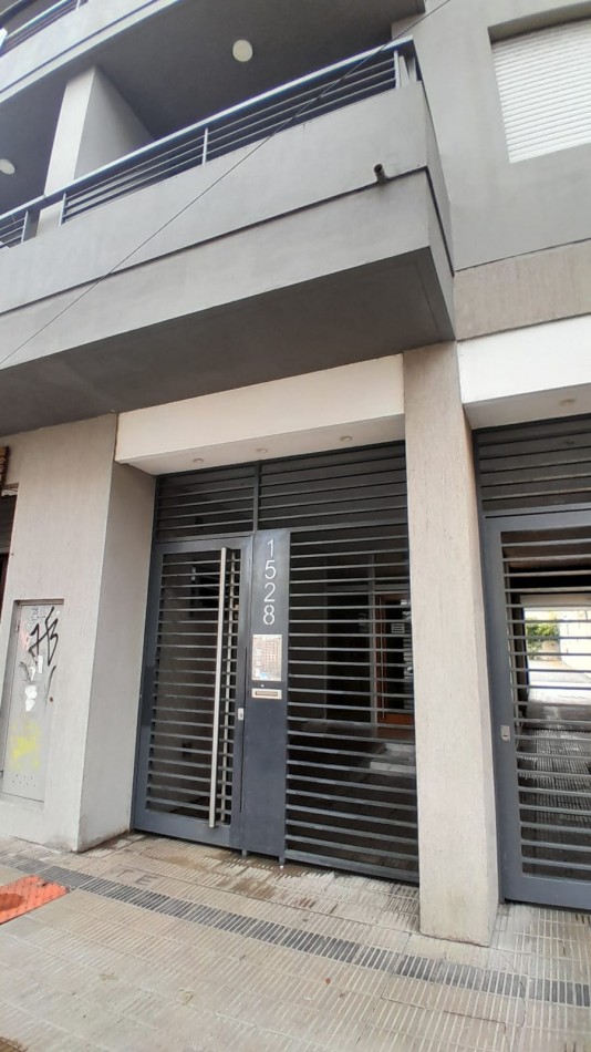 Alquiler monomabiente Av. 13 entre 63 y 64 