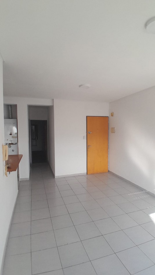 Alquiler 1 dormitorio Av.60 E/3 y 4 
