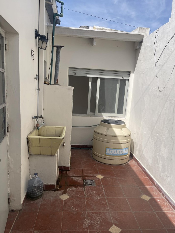 ALQUILER PH DOS DORM EN 23 Y 70