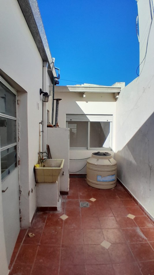 ALQUILER PH DOS DORM EN 23 Y 70