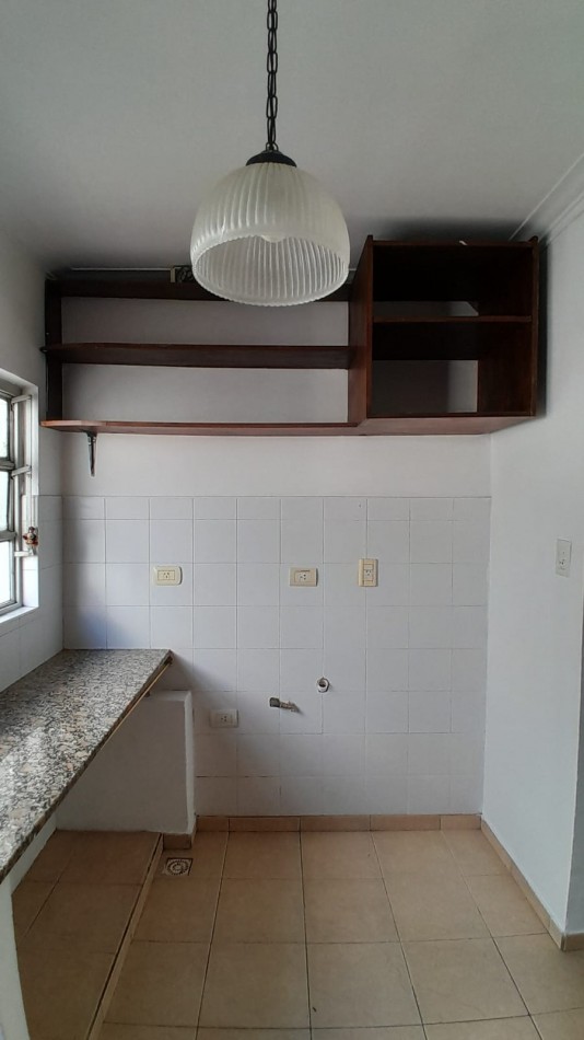 ALQUILER PH DOS DORM EN 23 Y 70