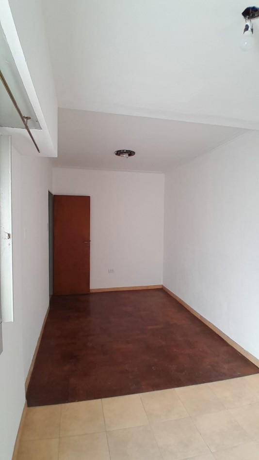 ALQUILER PH DOS DORM EN 23 Y 70