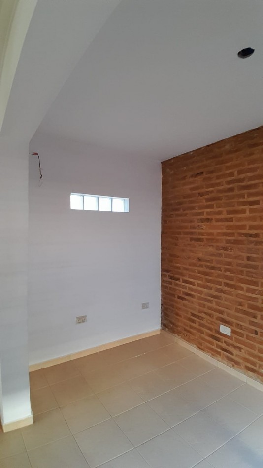 ALQUILER PH DOS DORM EN 23 Y 70