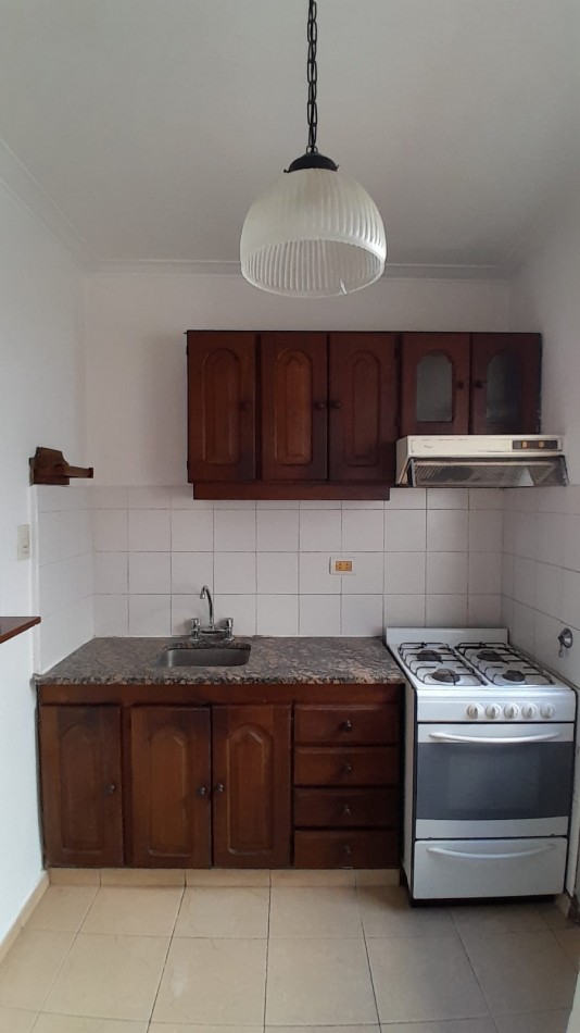 ALQUILER PH DOS DORM EN 23 Y 70