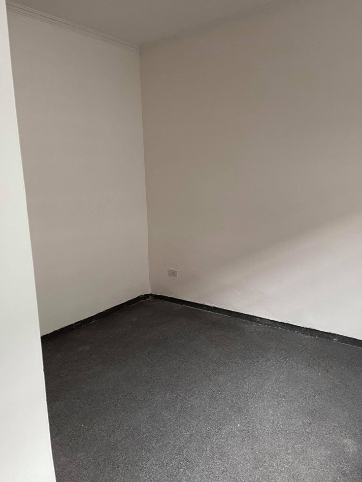 ALQUILER DPTO UN DORM EN 40 Y 122