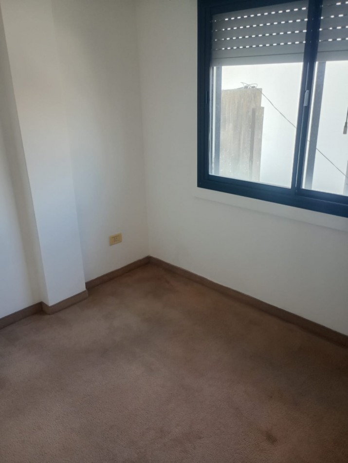 Alquiler depto 1 dormitorio 3 e/60 y 61