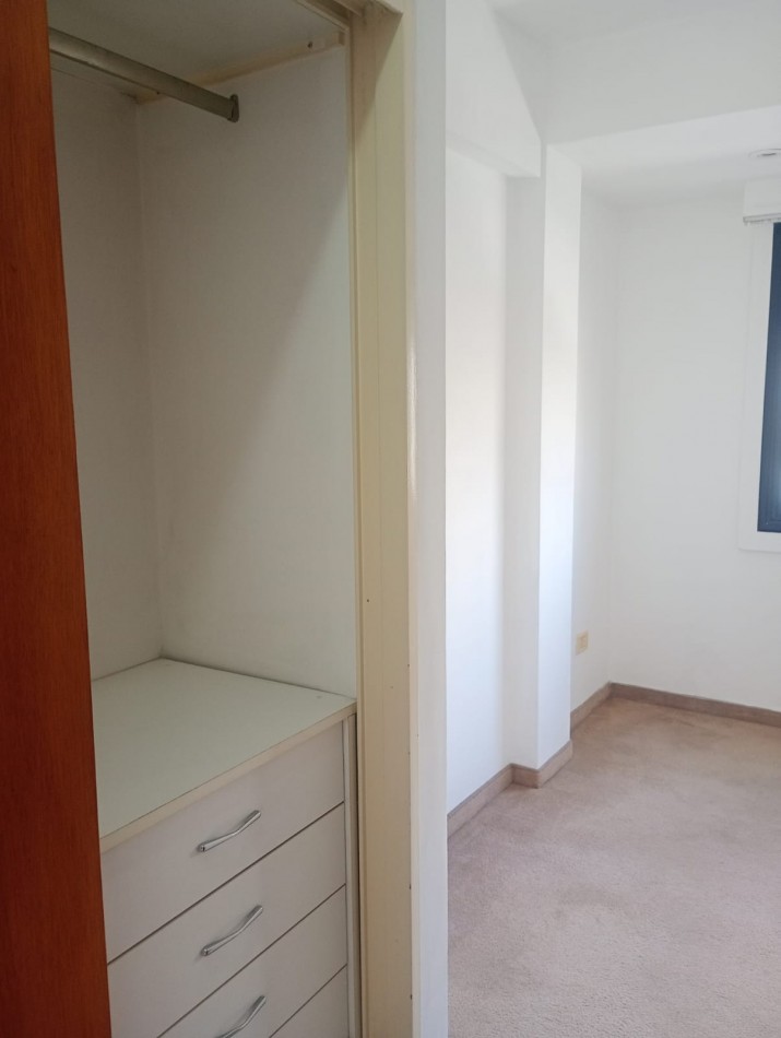 Alquiler depto 1 dormitorio 3 e/60 y 61