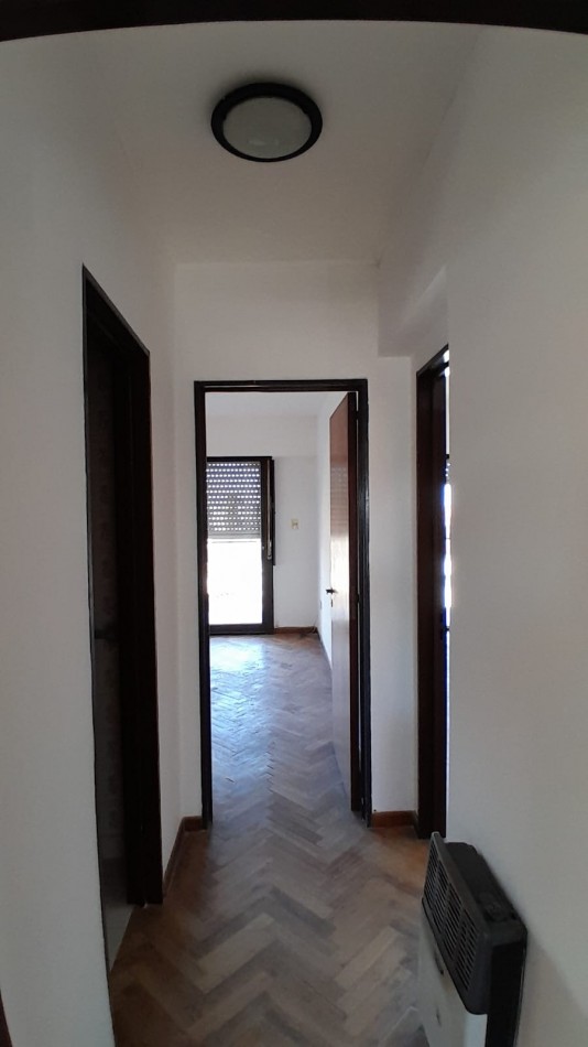 ALQUILER DPTO DOS DORM Y COCHERA EN 49 Y 13