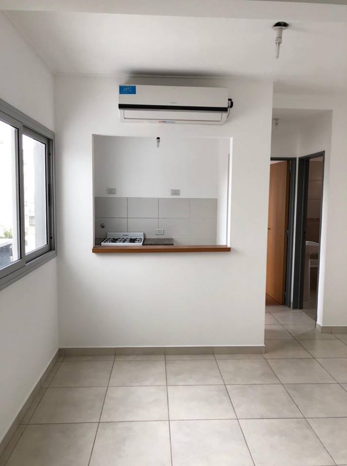 Alquiler depto un dormitorio Diag.74 y Plaza Italia