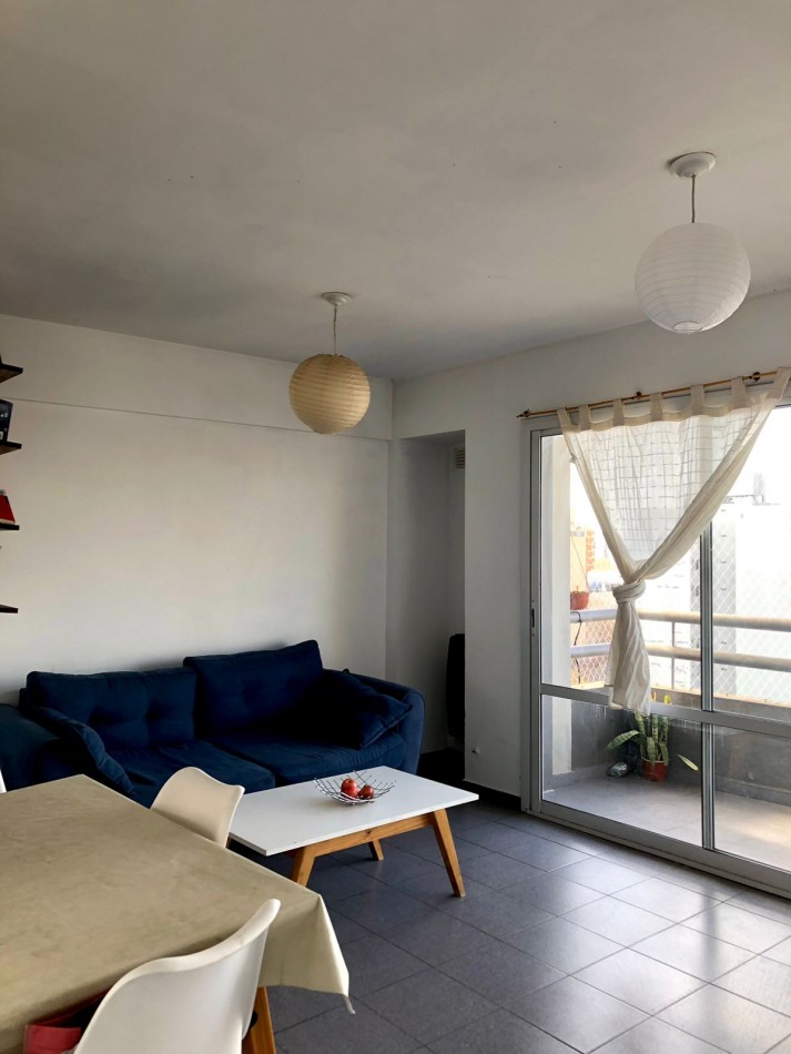 Alquielr semipiso en Av. 60 entre 11 y 12