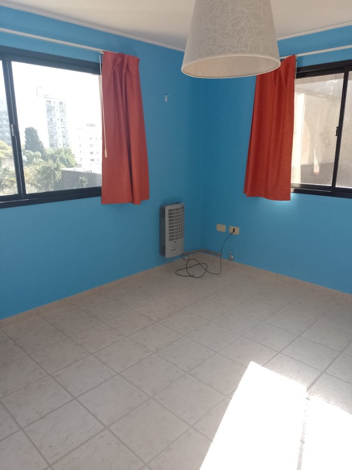 Alquiler duplex en edificio dos dormitorios 6 esquina 67