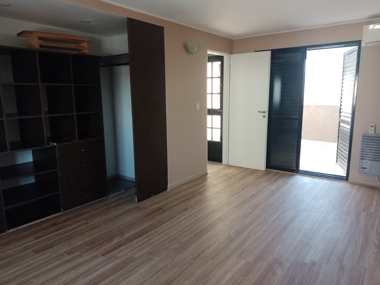 Alquiler duplex en edificio dos dormitorios 6 esquina 67
