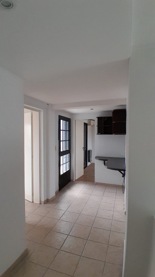 Alquiler duplex en edificio dos dormitorios 6 esquina 67