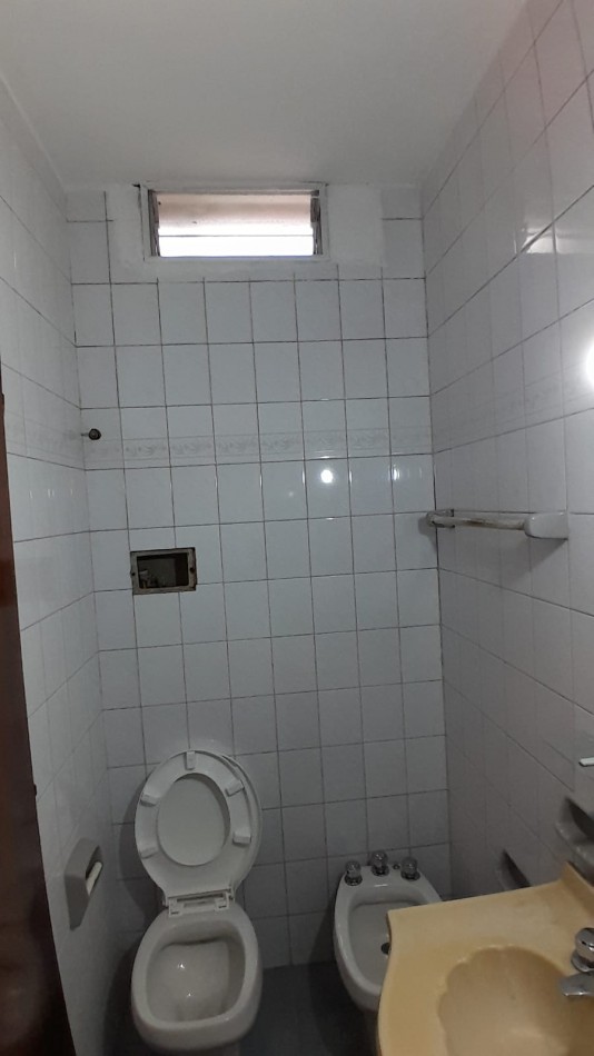 Alquiler PH 1 dormitorio 67 y 117 S/EXPENSAS
