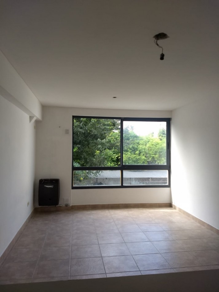 Alquiler monoambiente 51 e/18 y 19 
