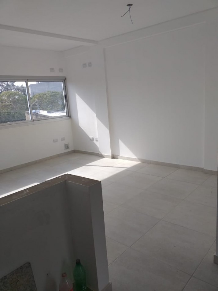 Alquiler monoambiente 124 e/60 y 61