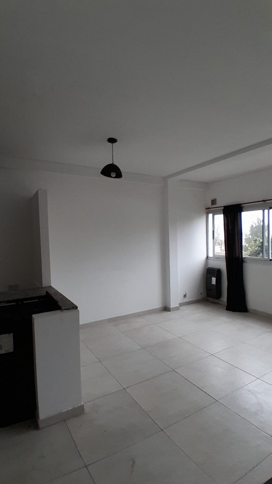 Alquiler monoambiente 124 e/60 y 61