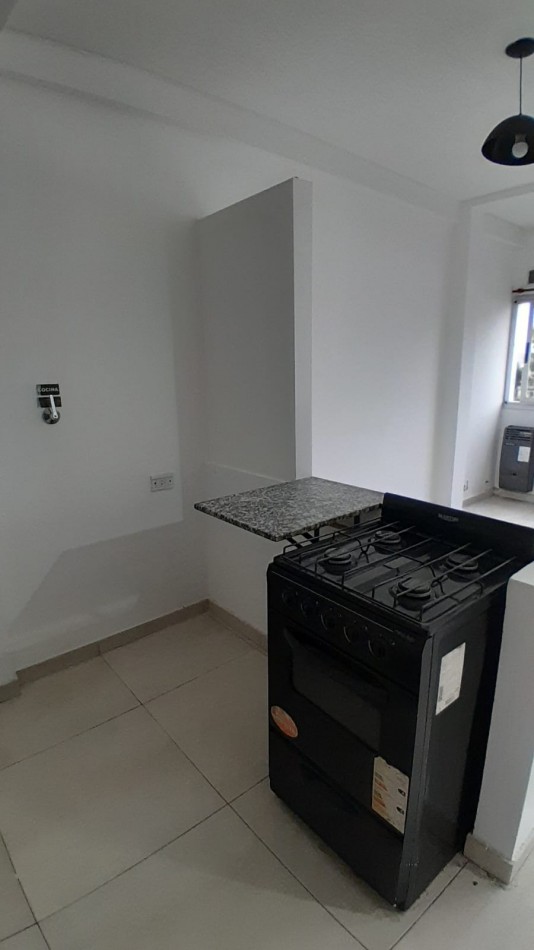 Alquiler monoambiente 124 e/60 y 61