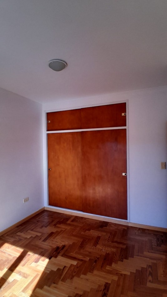 ALQUILER DPTO UN DORM EN 5 Y 66