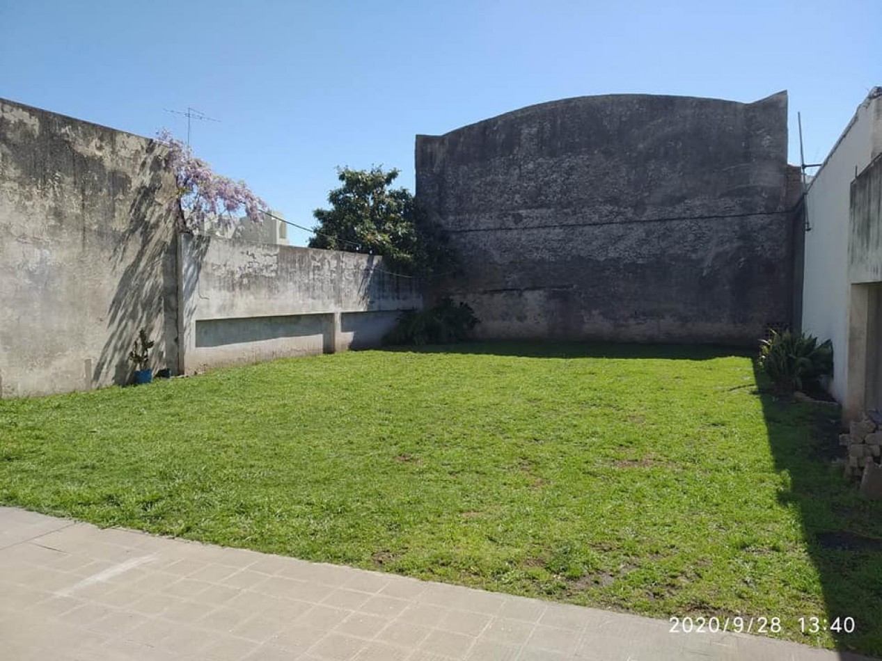 ALQUILER MONOAMBIENTE DIVIDIDO EN 69 Y 8