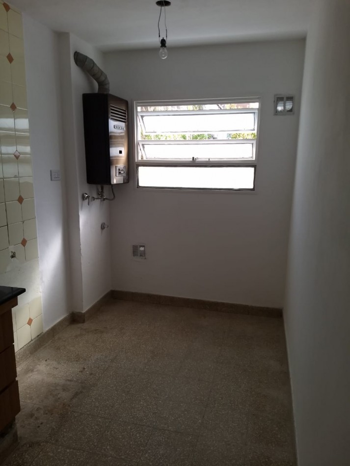 Alquiler monoambiente en calle 5 e/ 43 y 44