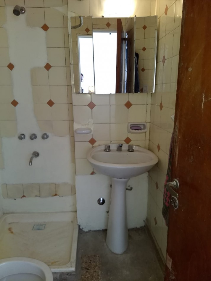 Alquiler monoambiente en calle 5 e/ 43 y 44