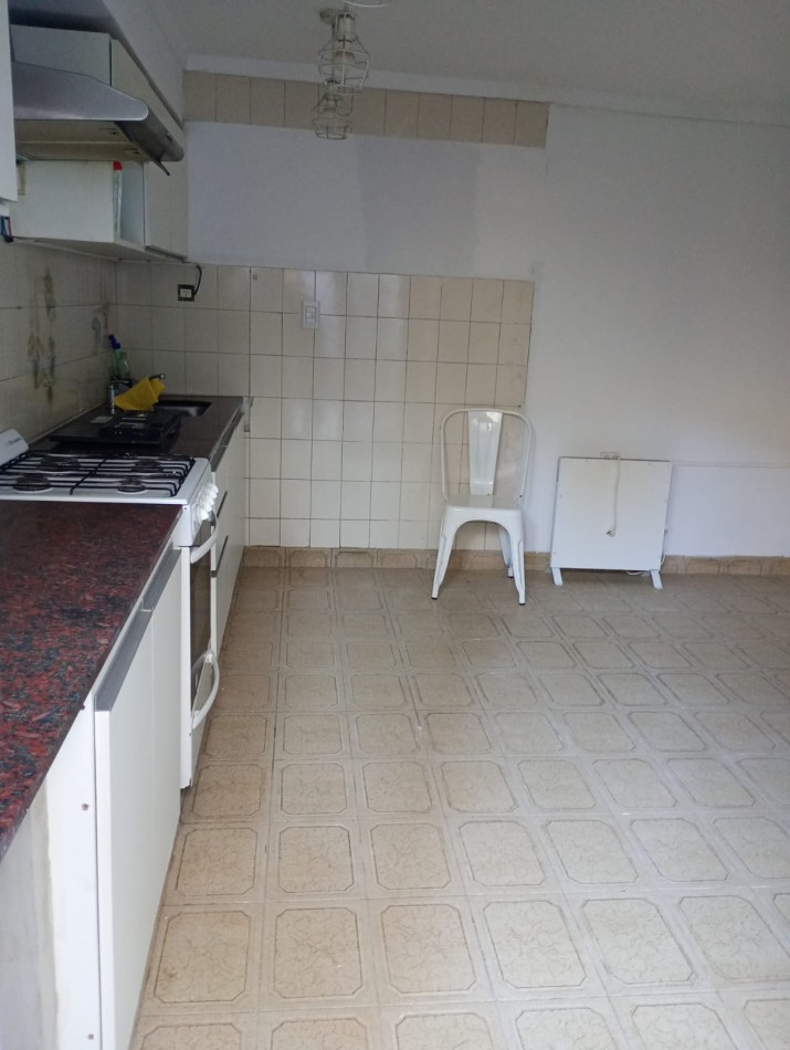 Alquiler Ph tipo casa 2 dormitorios