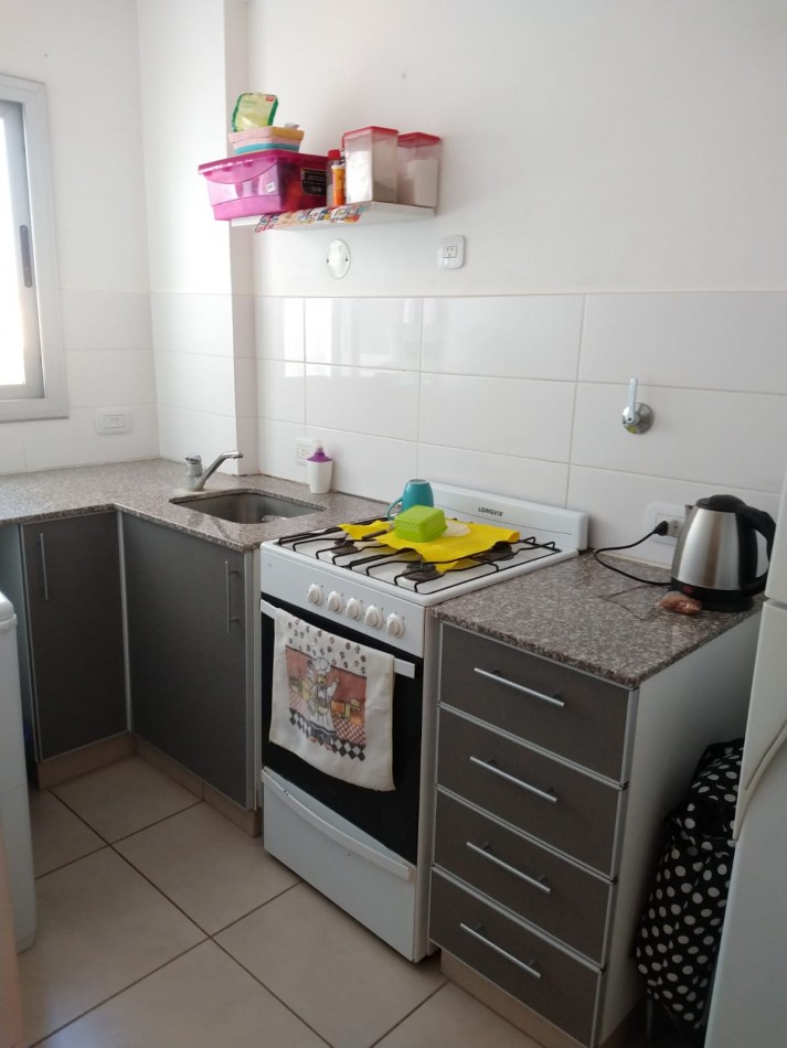 ALQUILER MONOAMBIENTE EN 7 Y 36