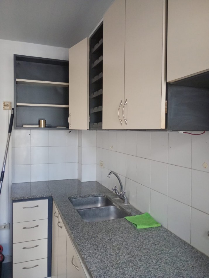 Alquiler depto 1 dormitorio al frente 14 e/38 y 39 